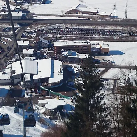 Kreuzjoch 招待所 3*